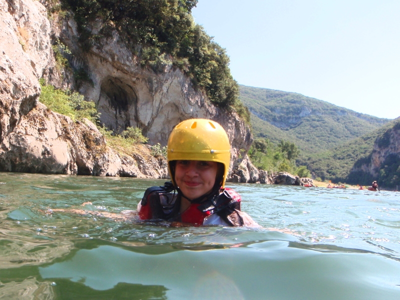 Village Camps International Summer Camp Ard&egrave;che, France 2019-07-26 https://www.villagecamps.com/journals_admin/images/69-35-Anya having a swim.jpg